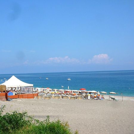 Seafront Apartments Garden House Taormina Exterior photo